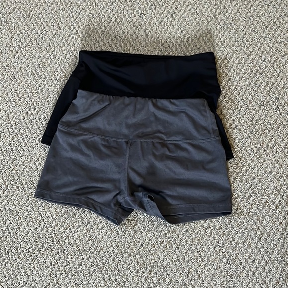 Spandex workout shorts - Picture 1 of 1